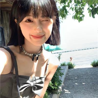 牵手向明天